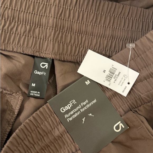 GapFit High Rise Runaround Pants - Picture 2 of 6
